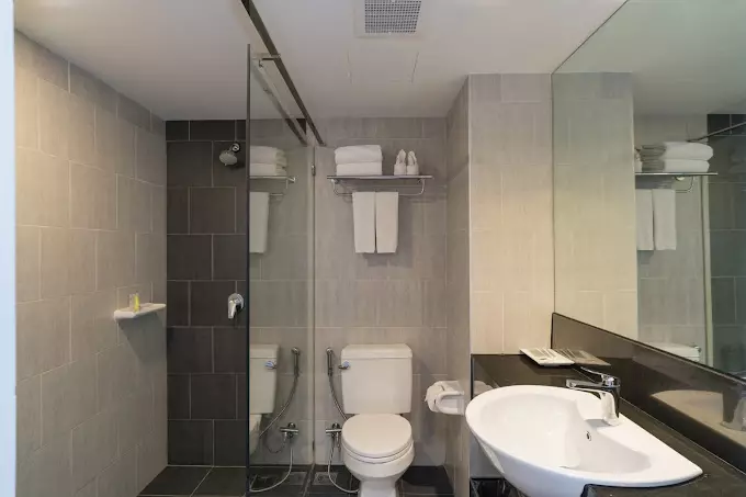 New Square Patong Hotel